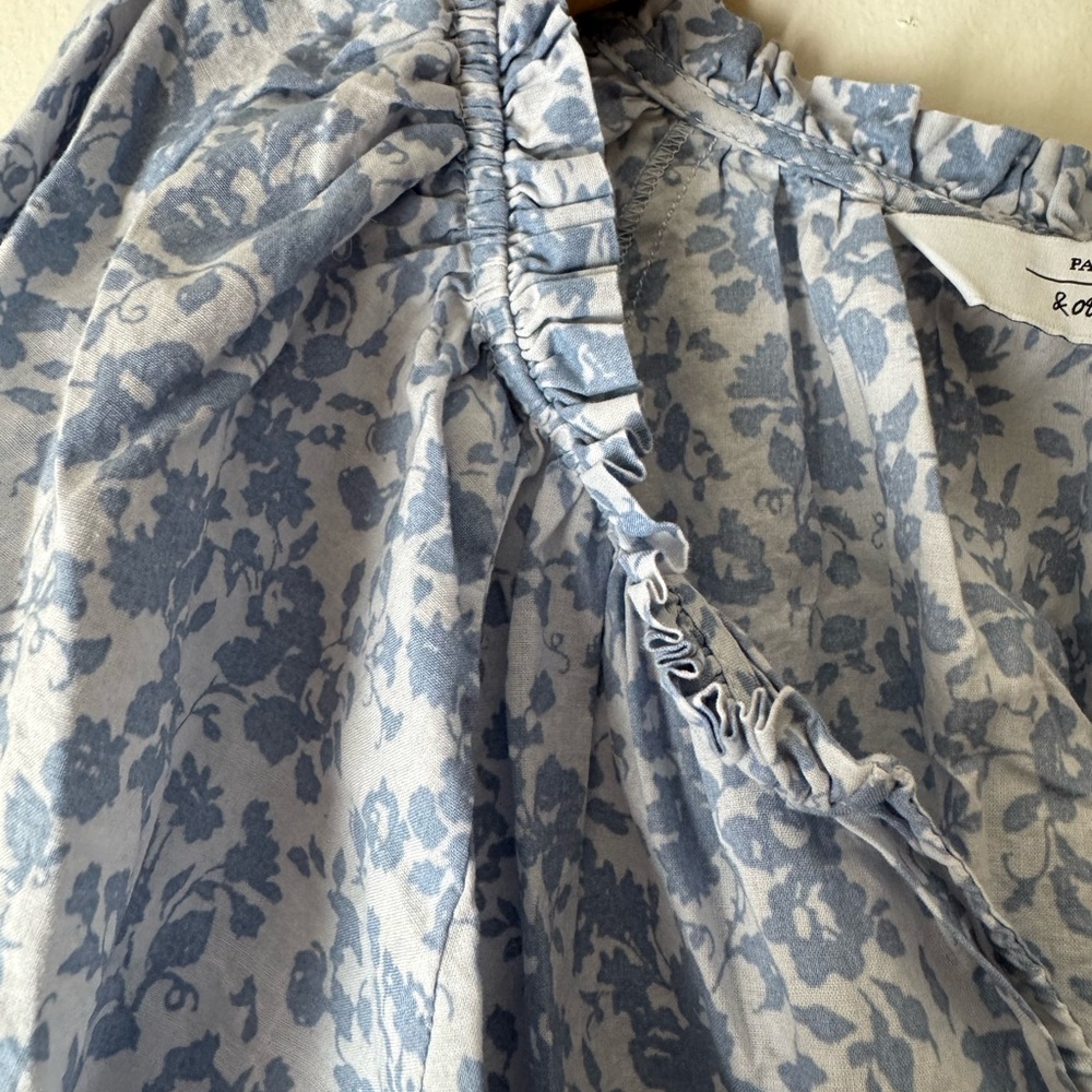 & Other Stories Blue Floral Blouse - Picture 3 of 4